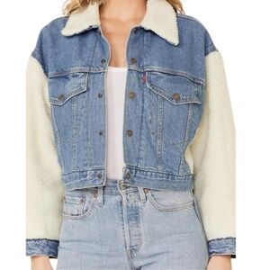 Levi's Cropped Sherpa Sleeve Trucker Jacket Snap Front Loose Fit Denim Medium